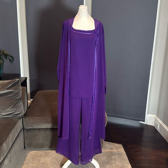 Women’s Purple Chiffon 3 Piece Pants Suit Mother of the Bride Plus Size 16 NEW - Picture 1 of 14